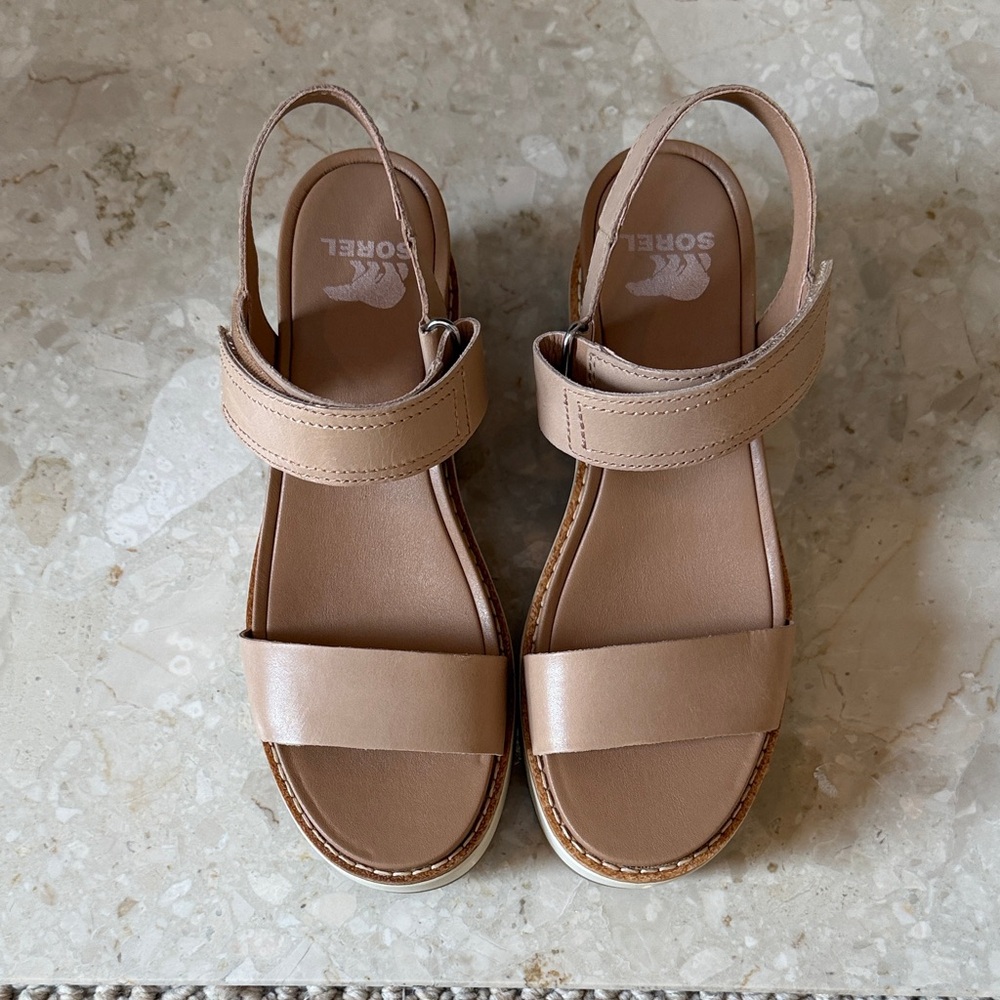 Sorel Women's light tan Beige Strap Sandals